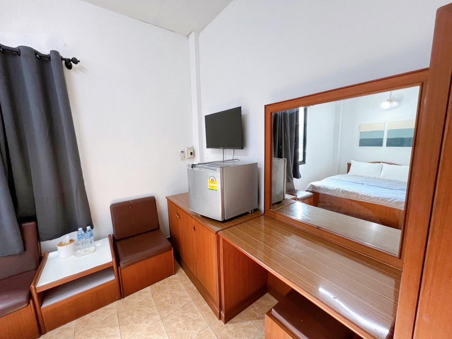 Tokyo Hotel Nakhonratchasima Екстериор снимка